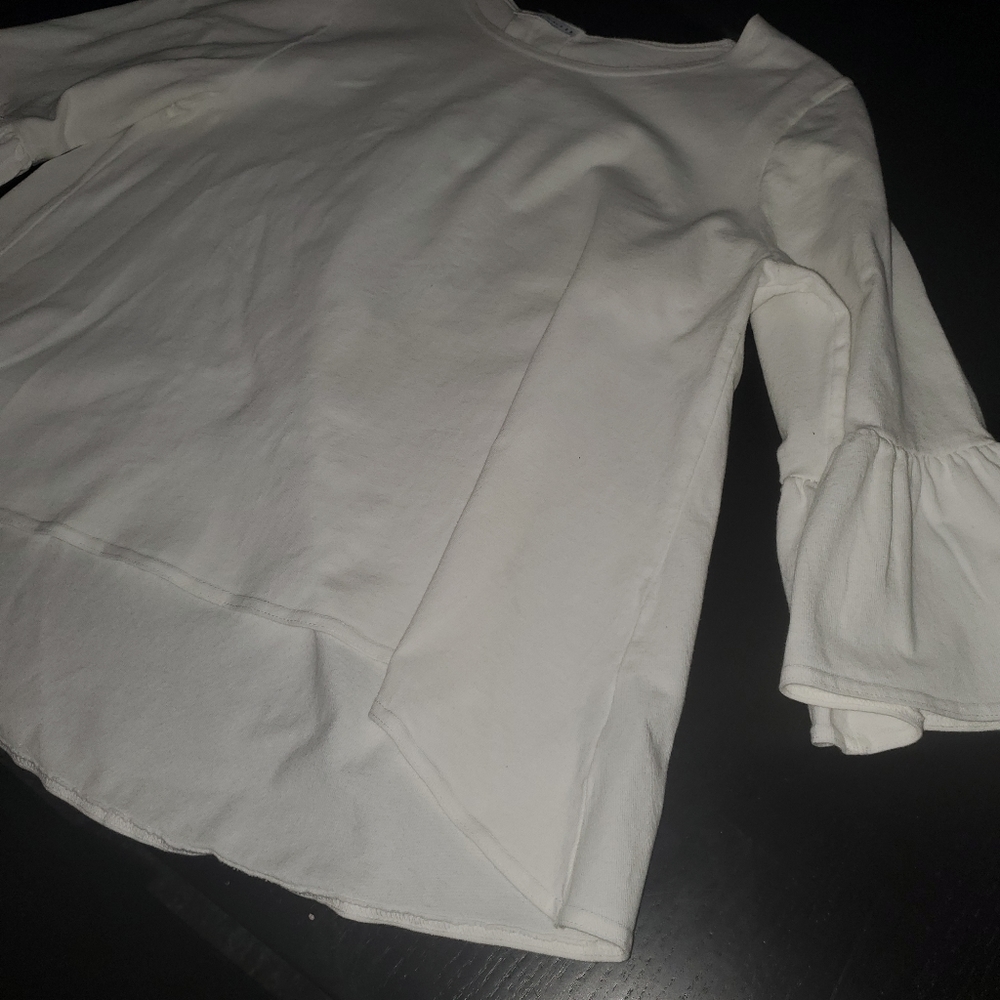White Tunic....bell sleves